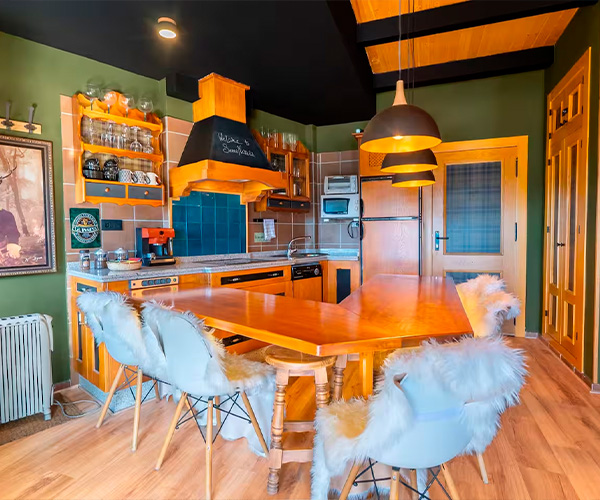 salon comedor con mesa